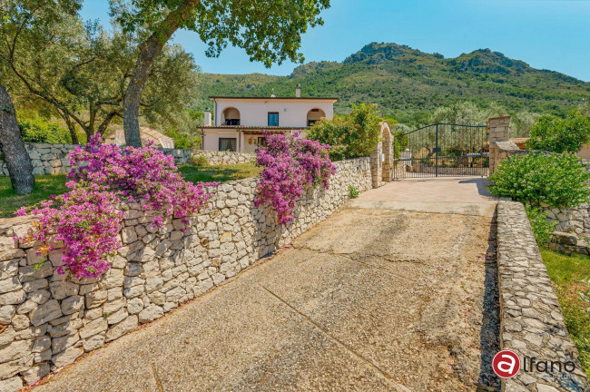 Villa in vendita a Castrocielo