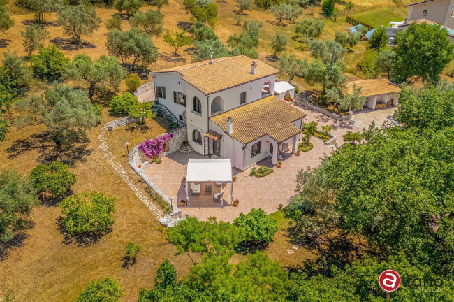 Villa in vendita a Castrocielo