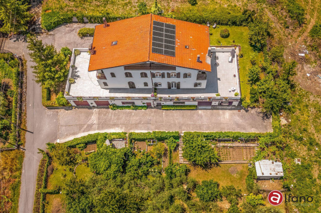 Villa bifamiliare in vendita a Isernia