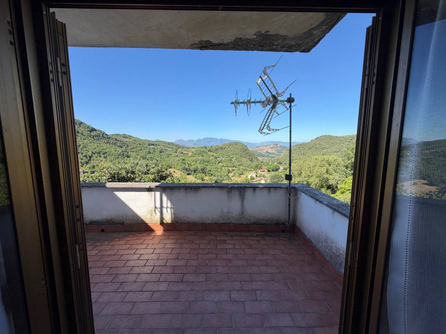 soluzione semiindipendente in vendita a Rocca d'Arce