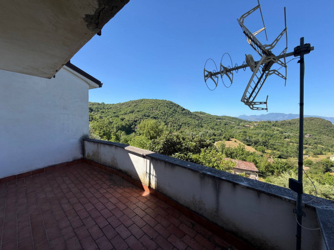 soluzione semiindipendente in vendita a Rocca d'Arce