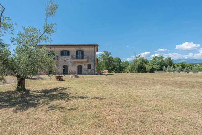 Casale di campagna in vendita a Arce