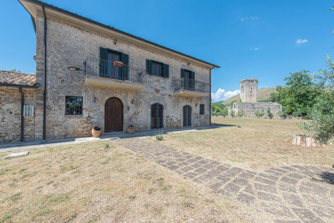 Casale di campagna in vendita a Arce