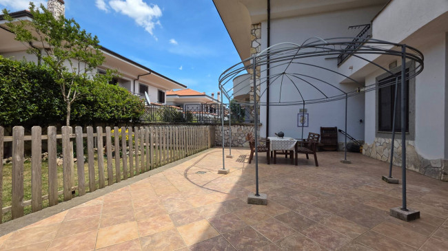 semi-detached house for sale in Segni