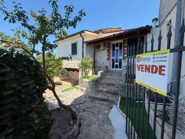 typical historical house for sale in Arce