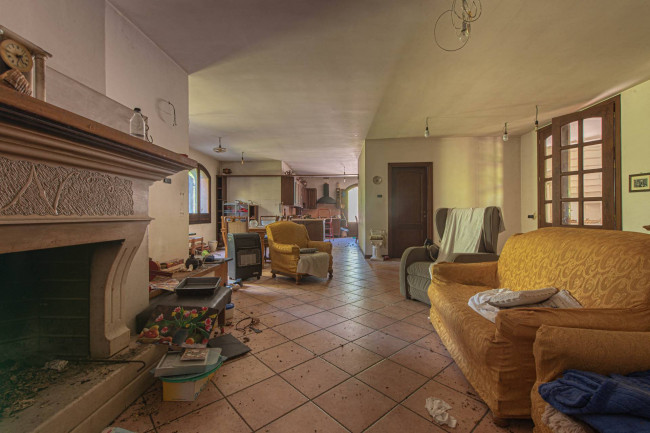  for sale in Pontecorvo