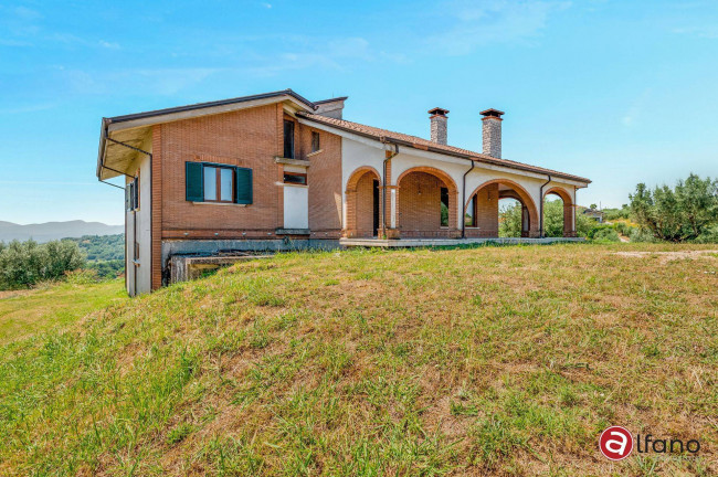 Villa in vendita a Ripi