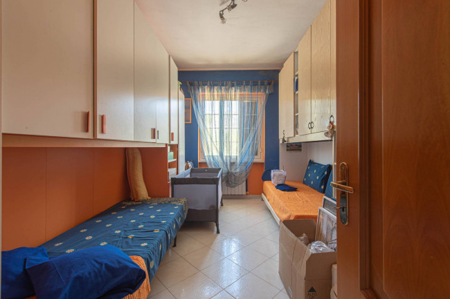 Casa Indipendente con ampi locali commerciali in vendita a Roccasecca