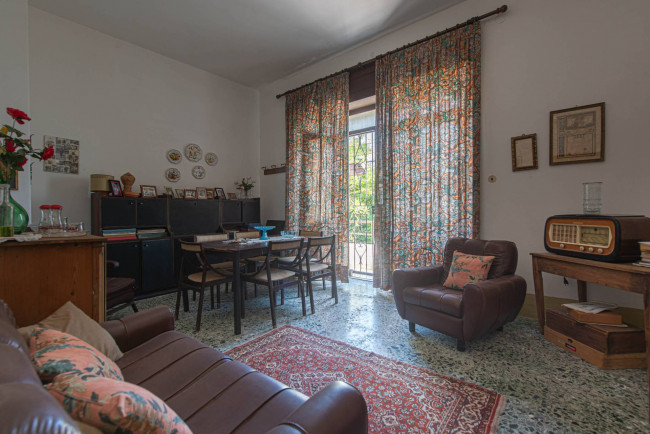 manor house for sale in Picinisco