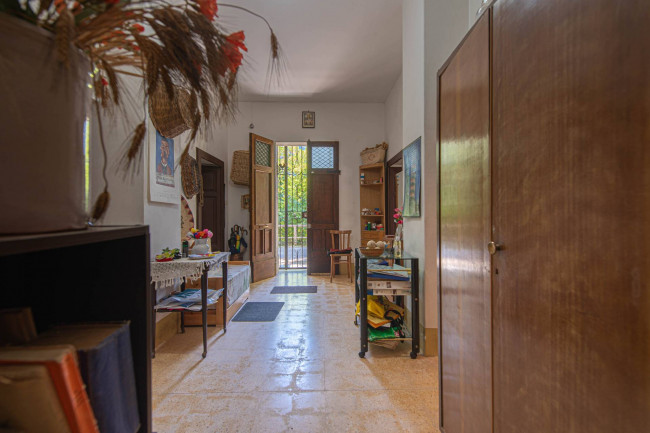 manor house for sale in Picinisco