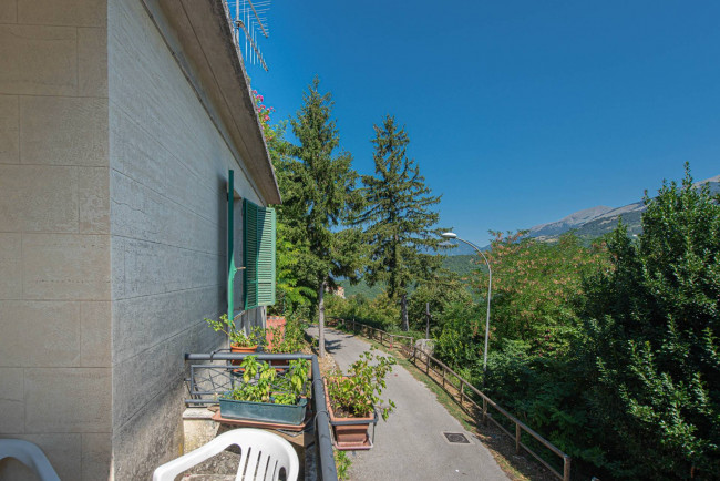 manor house for sale in Picinisco