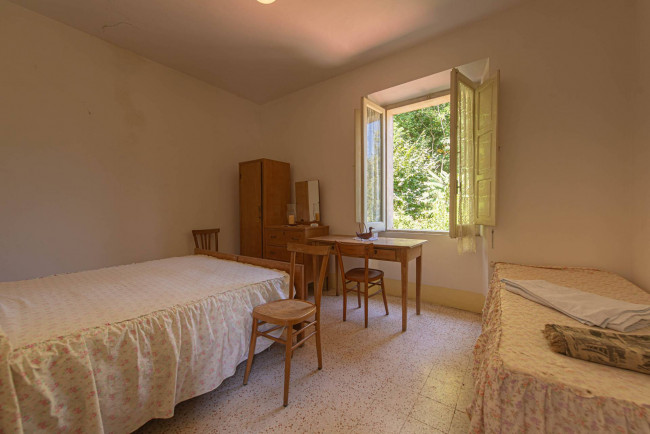 manor house for sale in Picinisco