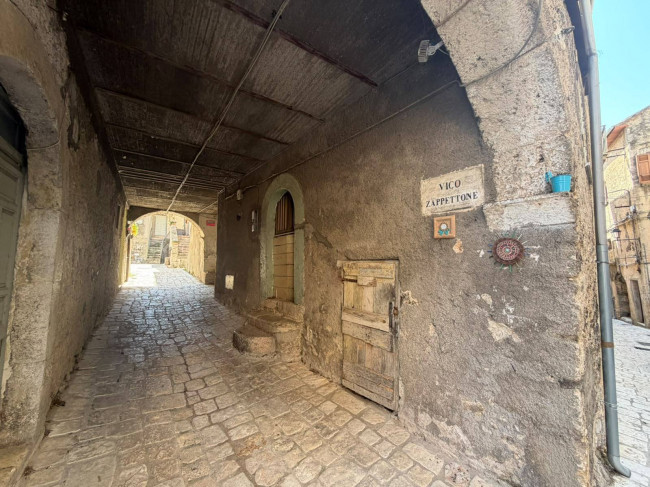 typical historical house for sale in Colle San Magno