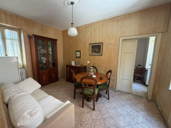 typical historical house for sale in Colle San Magno