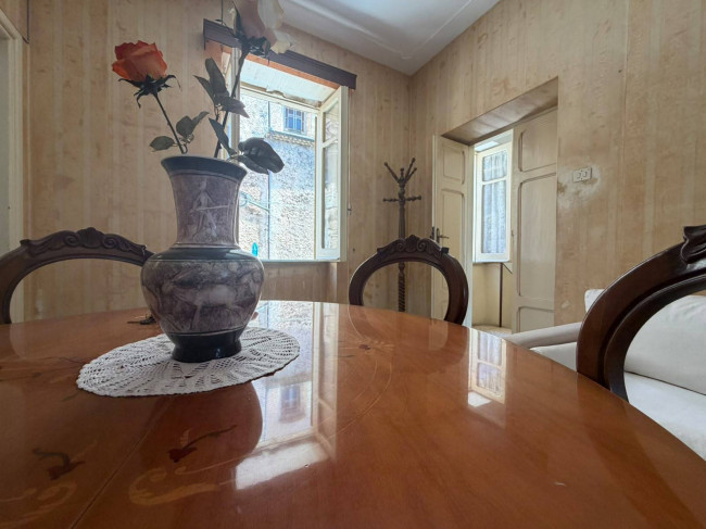 typical historical house for sale in Colle San Magno