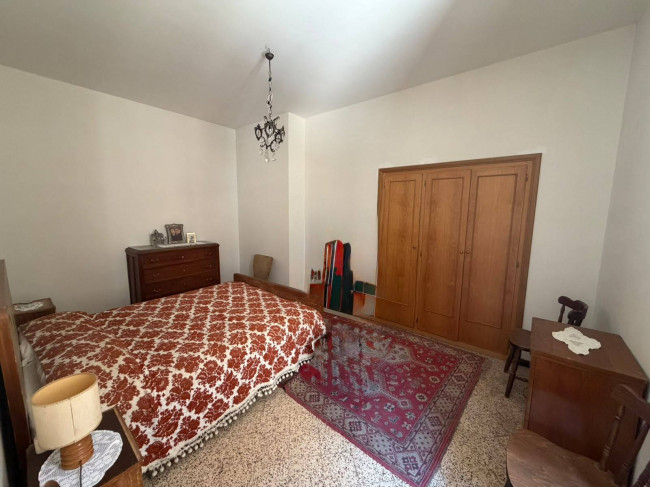 typical historical house for sale in Colle San Magno