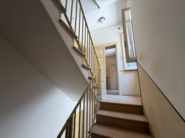typical historical house for sale in Colle San Magno
