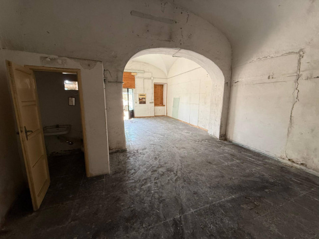 Commercial Property for sale in Arce