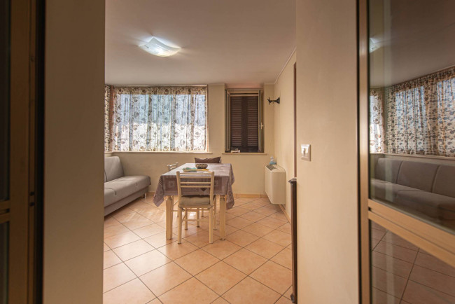 typical historical house for sale in Pofi