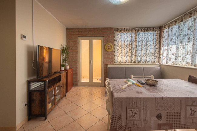 typical historical house for sale in Pofi