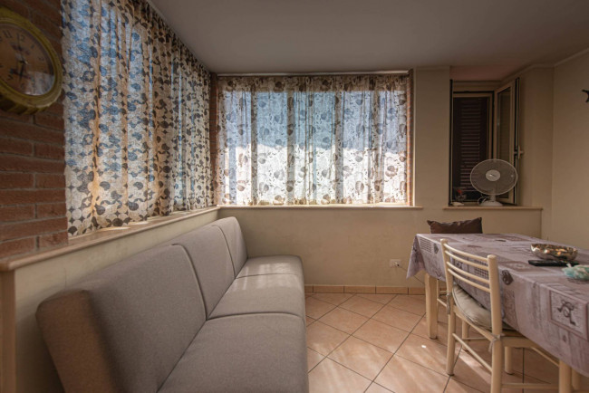 typical historical house for sale in Pofi