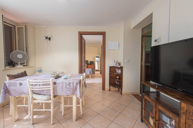 typical historical house for sale in Pofi