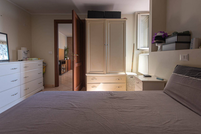 typical historical house for sale in Pofi