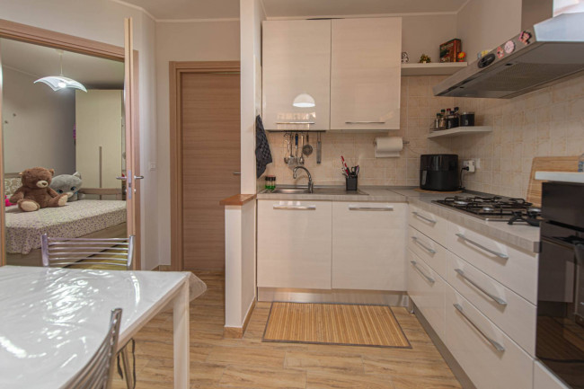 typical historical house for sale in Pofi