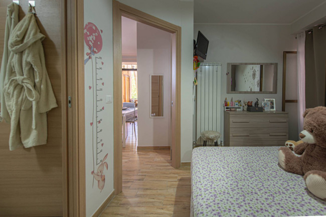 typical historical house for sale in Pofi