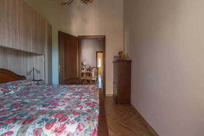 typical historical house for sale in Pofi
