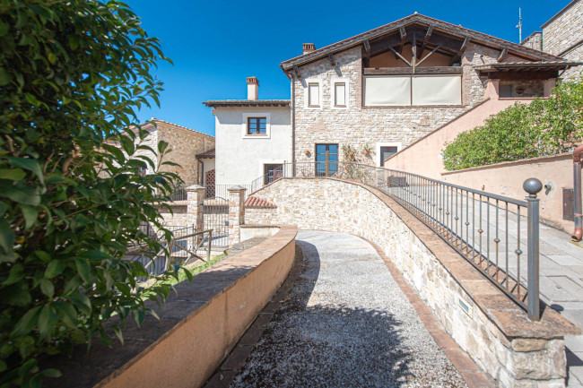 Appartamento in vendita a Ficulle
