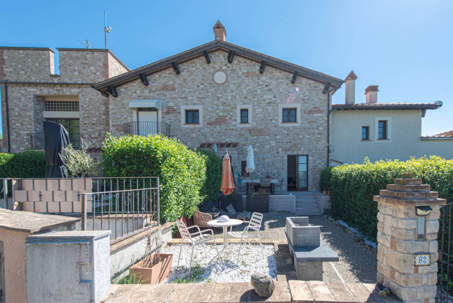 Appartamento in vendita a Ficulle