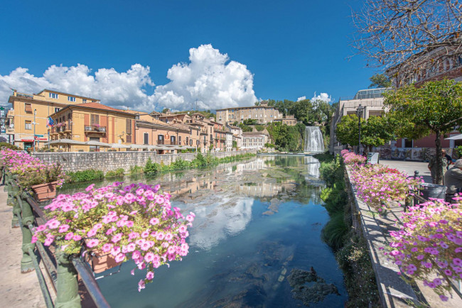 Abitazioni tipiche storiche in vendita a Isola del Liri