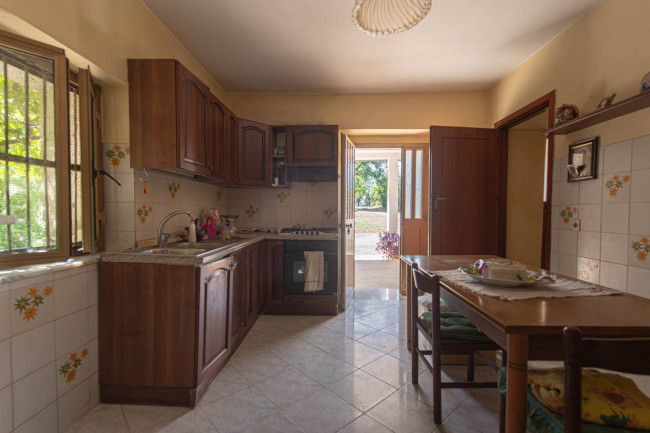 Casale di campagna in vendita a Pontecorvo