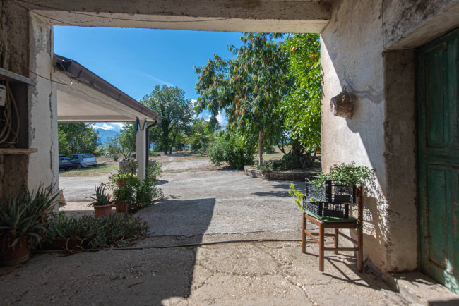 Casale di campagna in vendita a Pontecorvo
