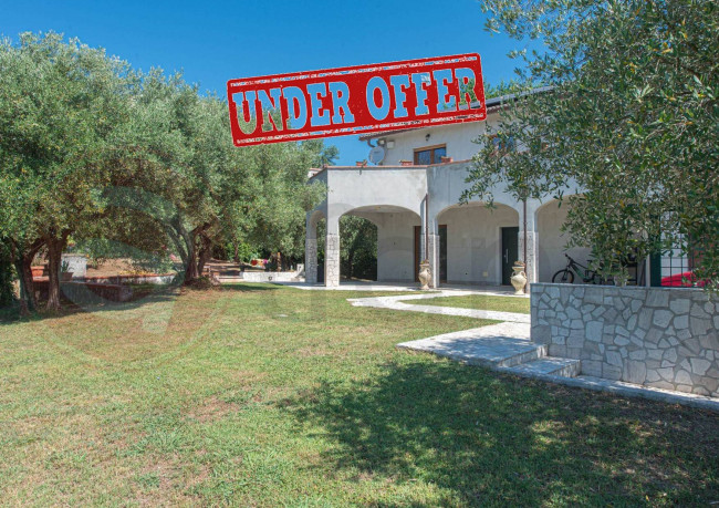 Villa in vendita a Ceccano