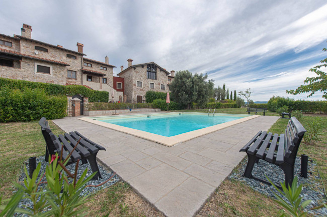 Apartment for sale in Ficulle