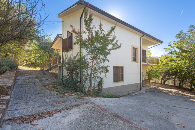 detached house for sale in Arce