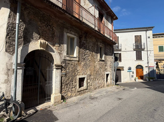 Abitazioni tipiche storiche in vendita a Roccasecca