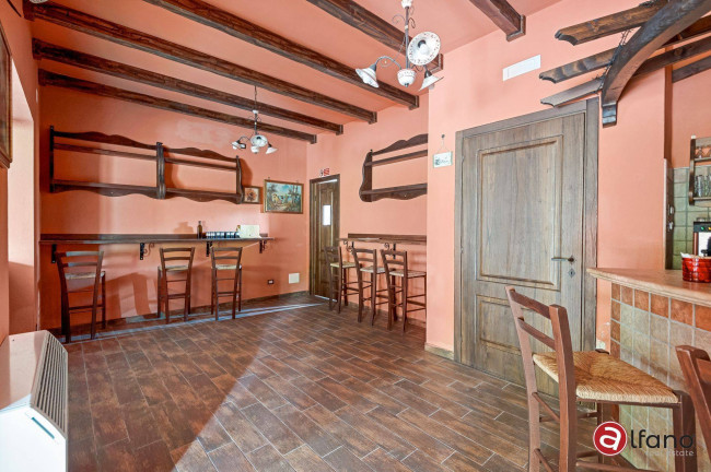 Turistico-alberghiero in vendita a Gallinaro