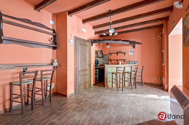 Turistico-alberghiero in vendita a Gallinaro