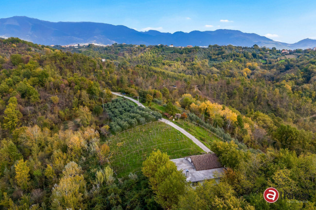 Casale di campagna in vendita a Gallinaro