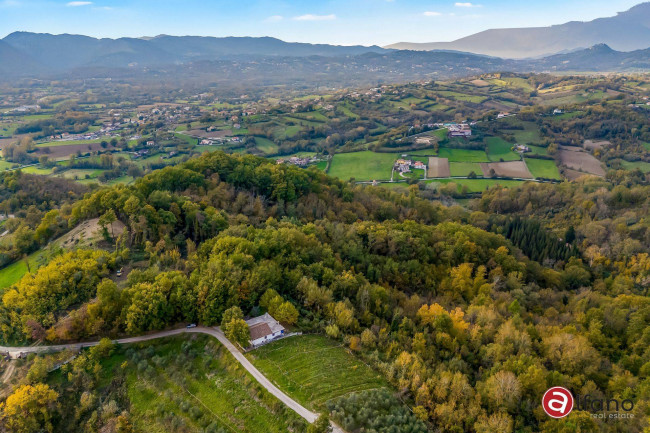 Casale di campagna in vendita a Gallinaro