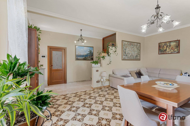 Villa for sale in Pontecorvo