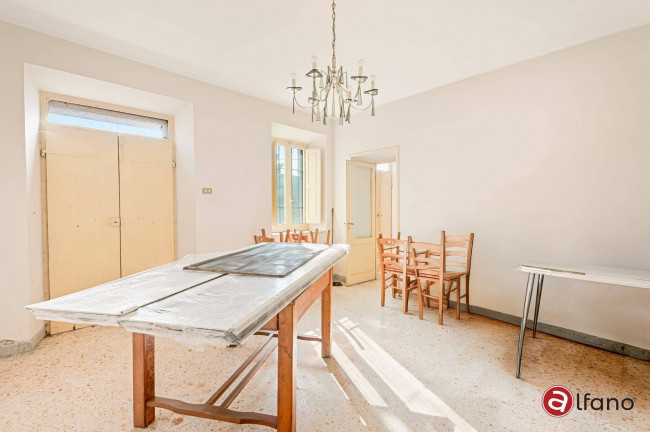 House in Arpino - Image 5