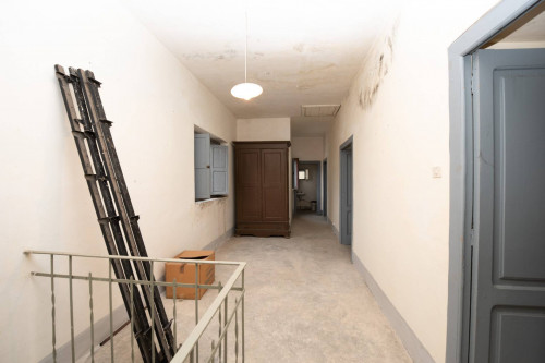 Casale di campagna in vendita a Paterno
