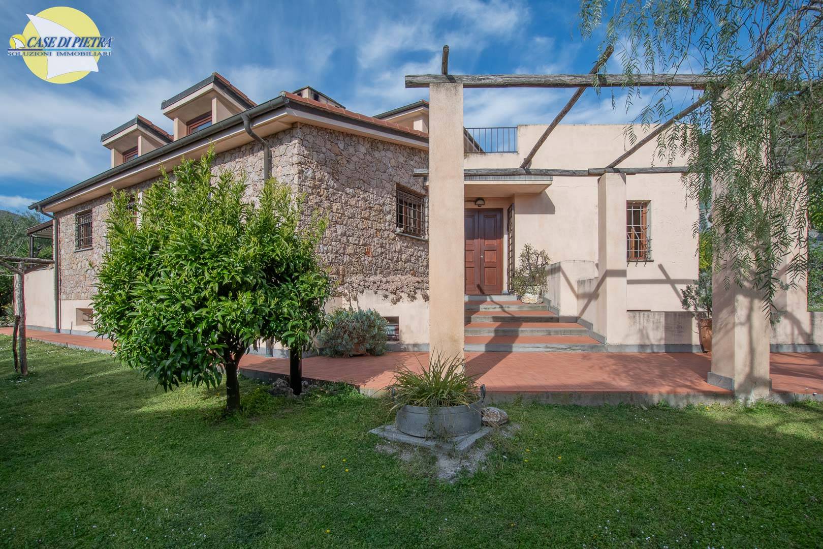 Villa/Villetta in Vendita a Savona