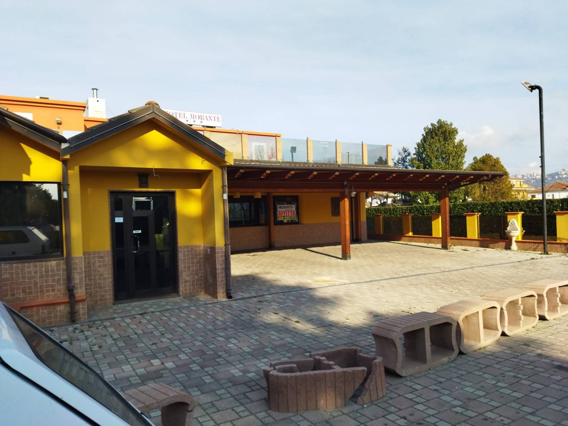 Attività commerciale in affitto a Villareia, Cepagatti (PE)
