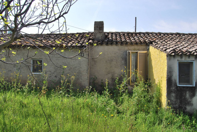 Casa indipendente in vendita a Rosciano (PE)