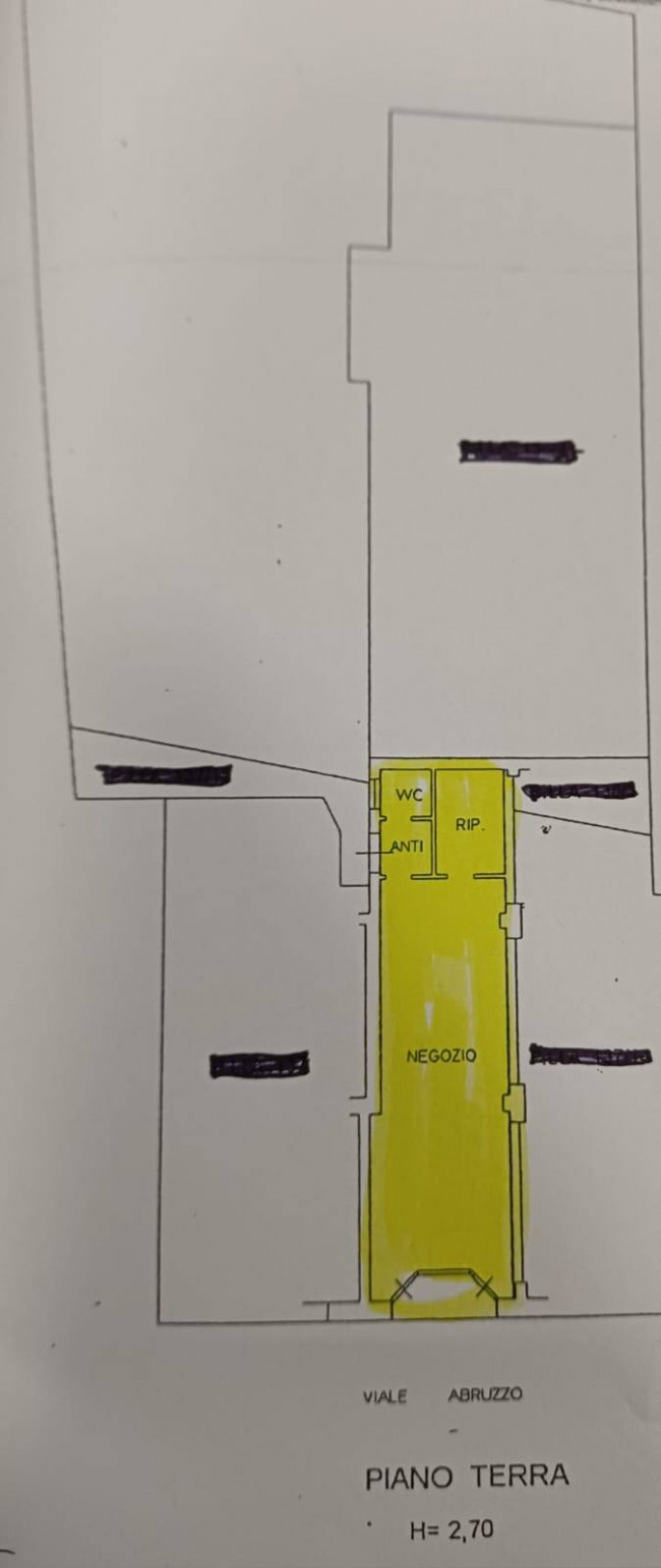 Locale commerciale in Affitto a Chieti